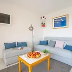 Le Hameau - K4 124 By Interhome Apartamento