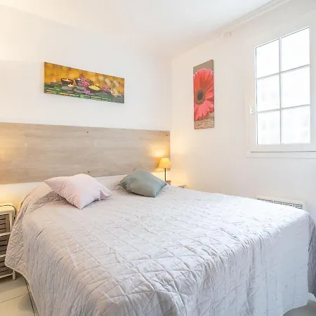 Apartament Le Hameau - K4 124 By Interhome Saint-Raphaël