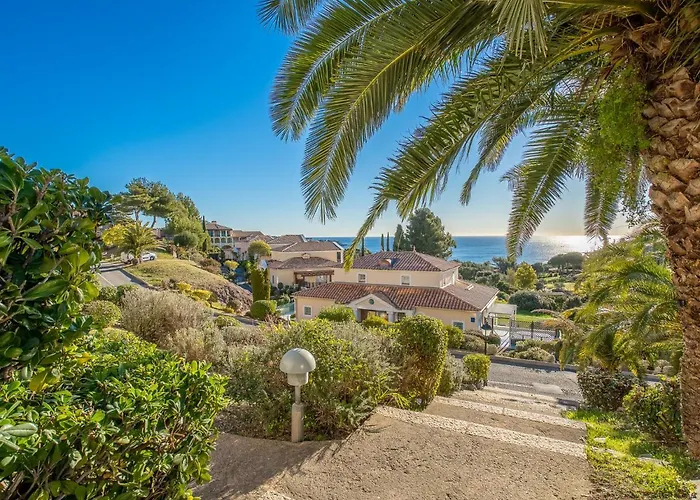 Le Hameau - K4 124 By Interhome * Saint-Raphaël